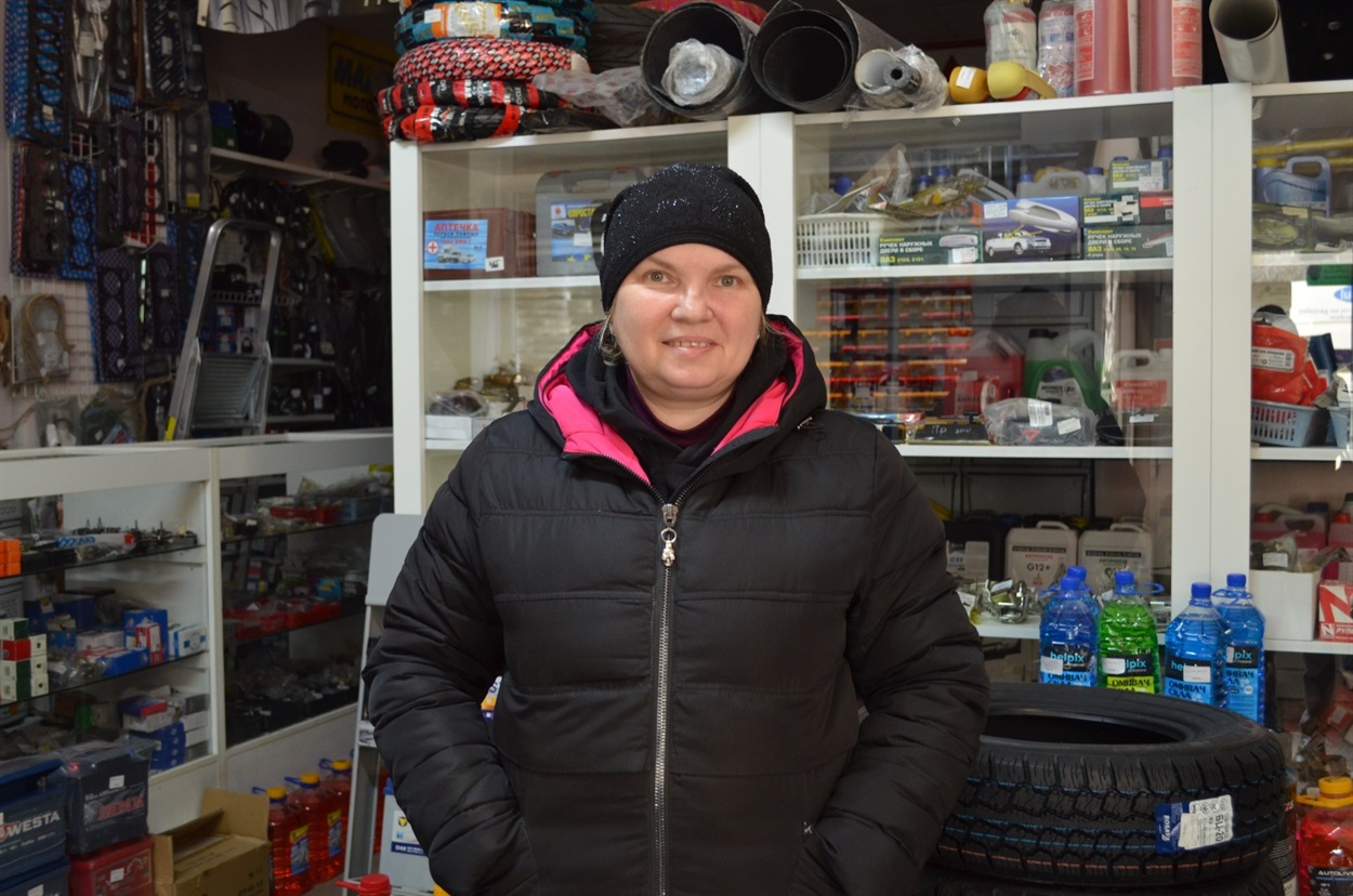 Ірина, продавчиня автомагазину
