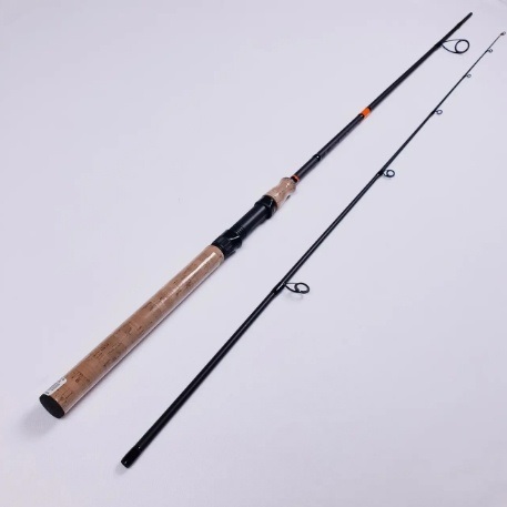 https://fishingclub.in.ua/catalog/udilishcha/udilishcha_spinningovye/